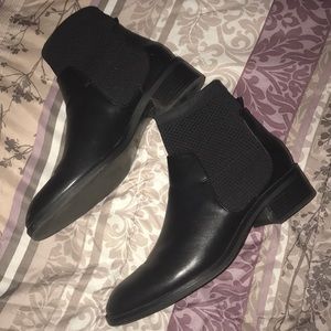 Chelsea Boots